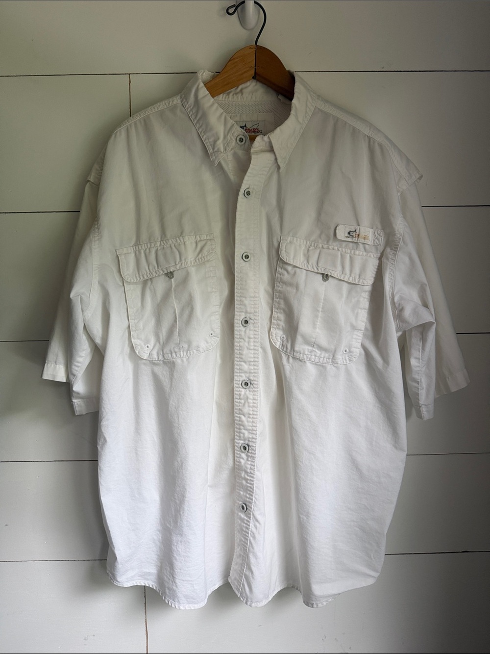 World Wide Sportsman White Short Sleeve Mesh Vented Button-Up Shirt Size XL